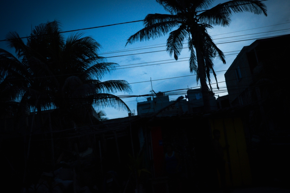 serie-welcome-to-paradise-007